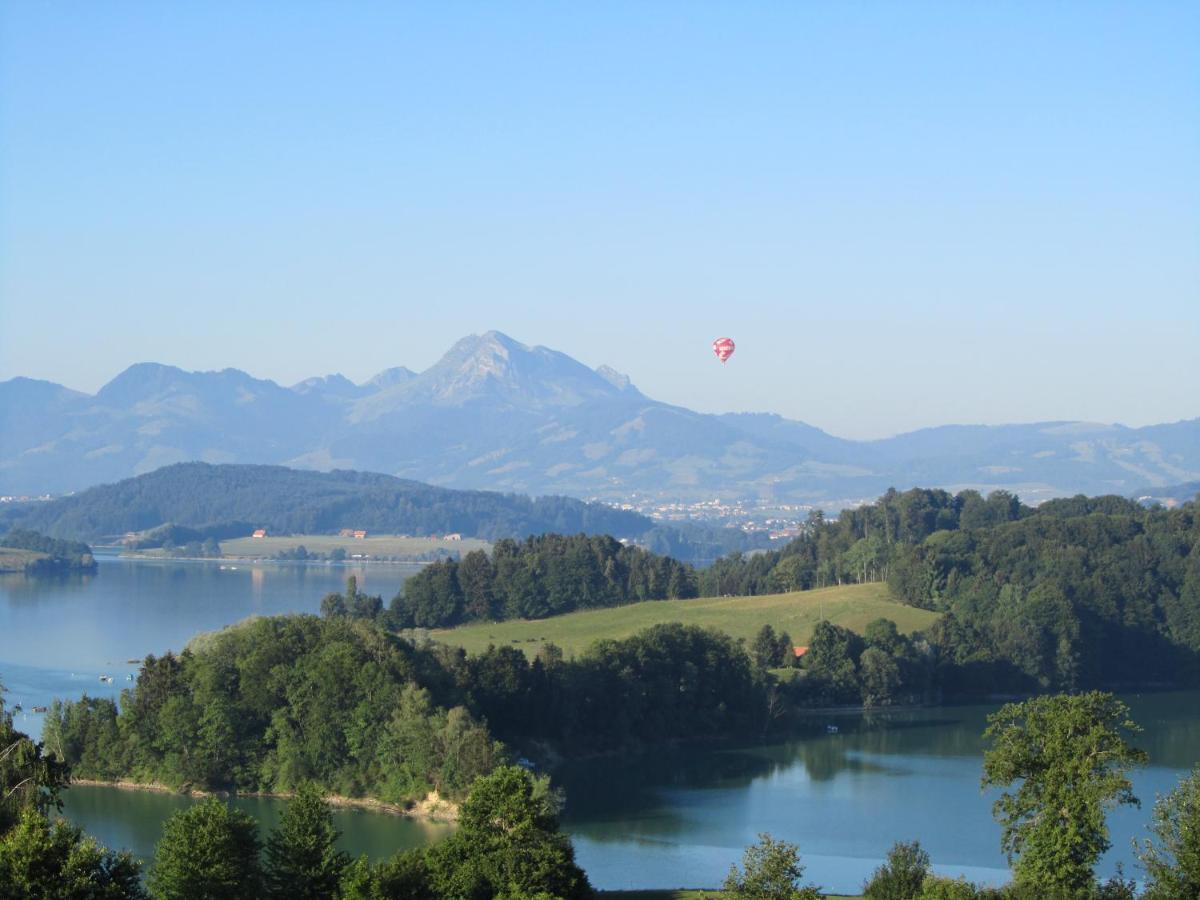 Golf De La Gruyere Hotel Pont-la-Ville Buitenkant foto